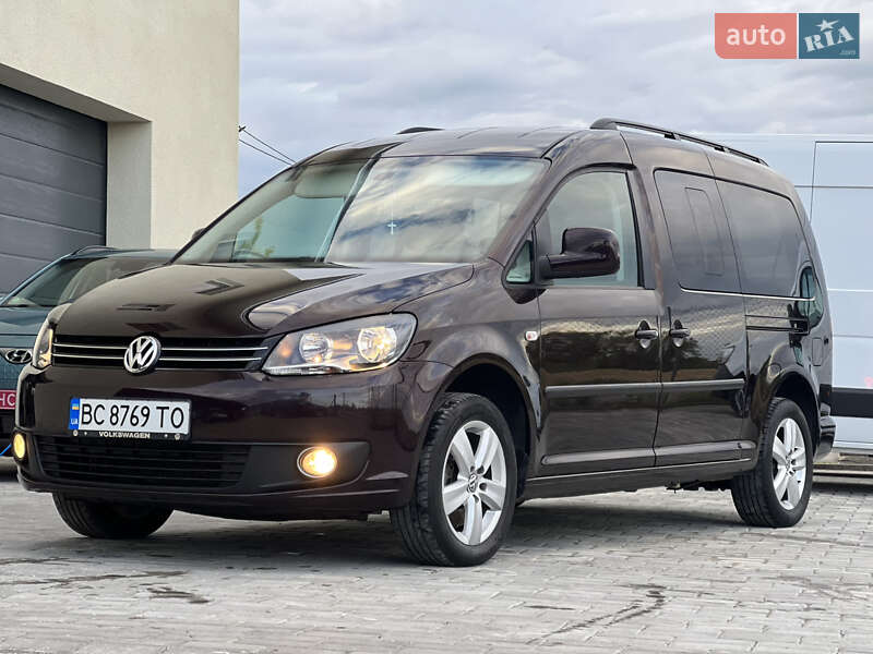 Минивэн Volkswagen Caddy 2010 в Львове