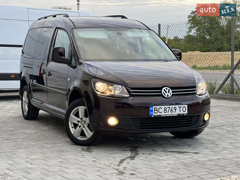 Минивэн Volkswagen Caddy 2010 в Львове