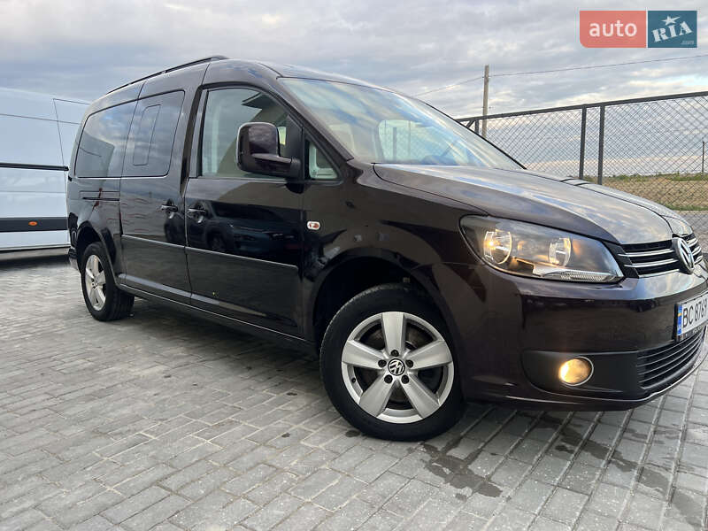 Минивэн Volkswagen Caddy 2010 в Львове