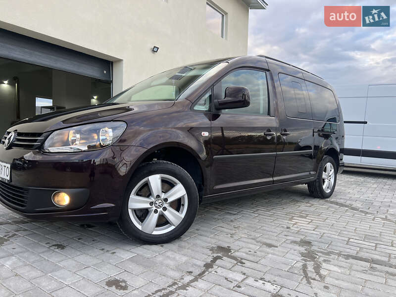 Минивэн Volkswagen Caddy 2010 в Львове