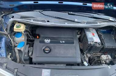 Минивэн Volkswagen Caddy 2006 в 