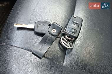 Минивэн Volkswagen Caddy 2011 в 