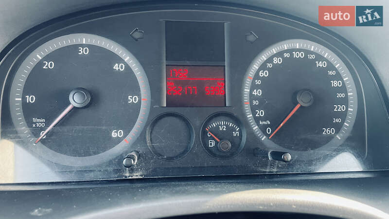 Минивэн Volkswagen Caddy 2005 в Чернигове