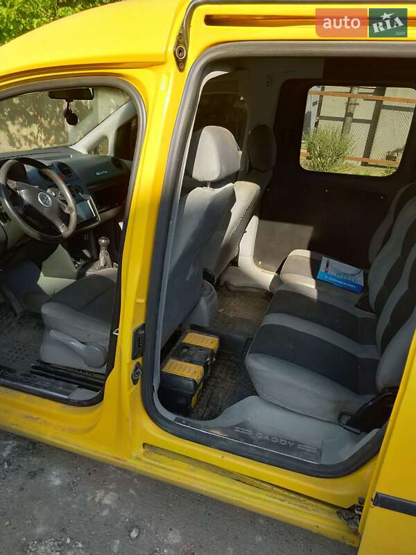 Мінівен Volkswagen Caddy 2006 в Миколаєві