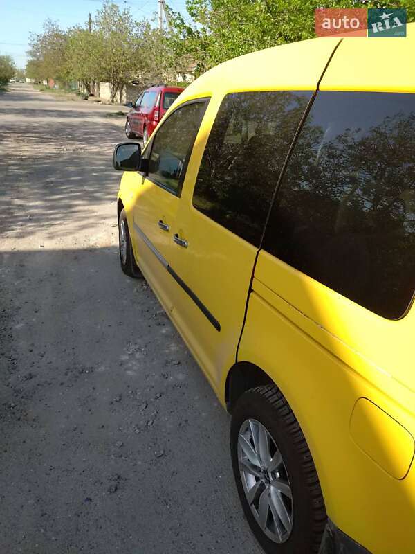 Мінівен Volkswagen Caddy 2006 в Миколаєві