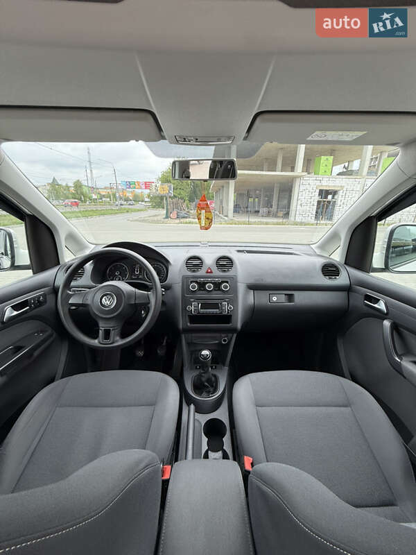Минивэн Volkswagen Caddy 2015 в Луцке