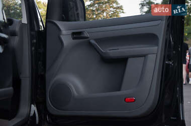 Грузовой фургон Volkswagen Caddy 2011 в 