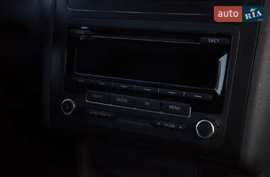 Грузовой фургон Volkswagen Caddy 2011 в 