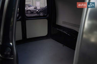 Грузовой фургон Volkswagen Caddy 2011 в 