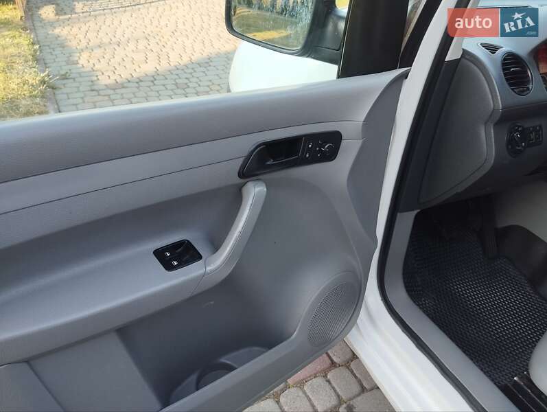 Минивэн Volkswagen Caddy 2007 в Хмельницком