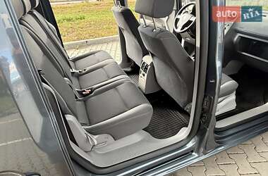 Минивэн Volkswagen Caddy 2010 в 
