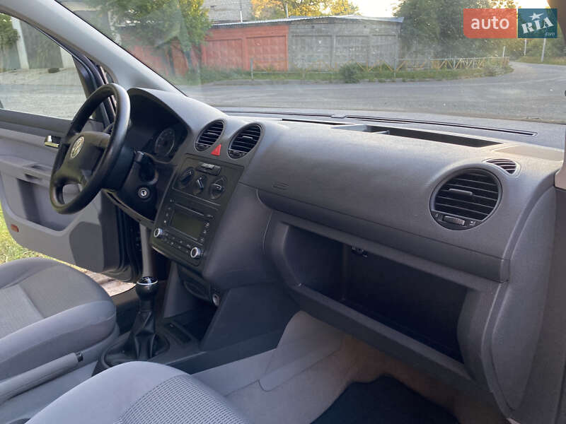 Мінівен Volkswagen Caddy 2005 в Хмельницькому