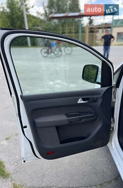 Минивэн Volkswagen Caddy 2010 в 