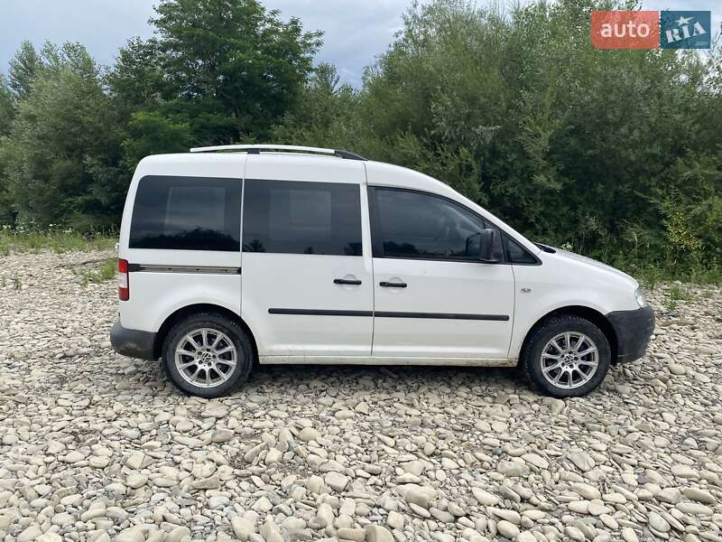 Минивэн Volkswagen Caddy 2006 в Вижнице