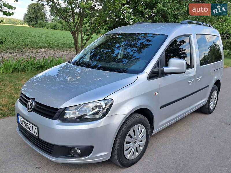 Минивэн Volkswagen Caddy 2011 в Виннице
