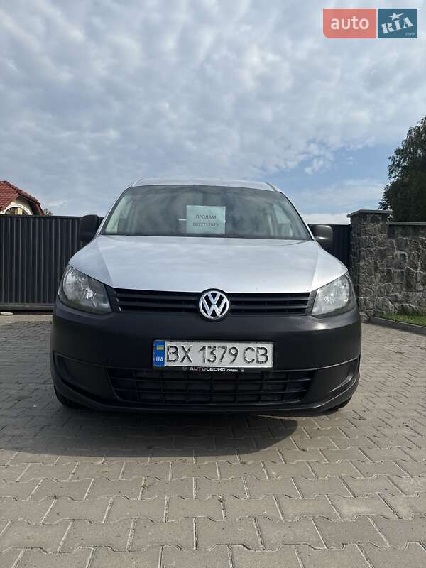Грузовой фургон Volkswagen Caddy 2013 в Городке
