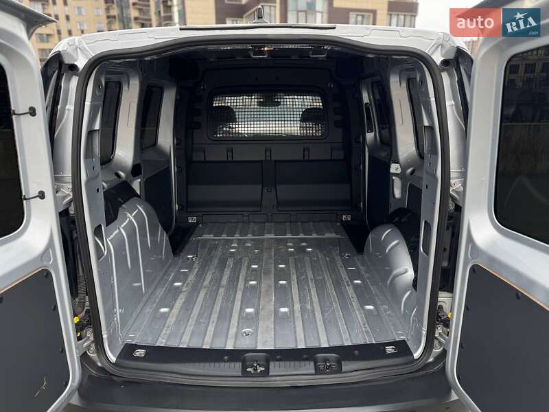 Грузовой фургон Volkswagen Caddy 2021 в Киеве