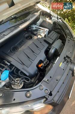 Минивэн Volkswagen Caddy 2011 в 