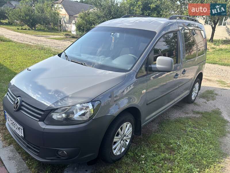Минивэн Volkswagen Caddy 2011 в Богодухове