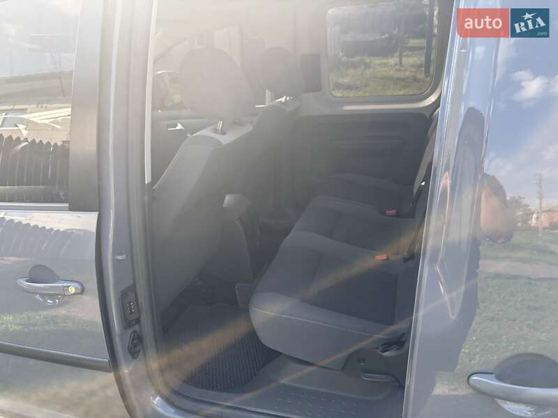 Минивэн Volkswagen Caddy 2011 в Богодухове