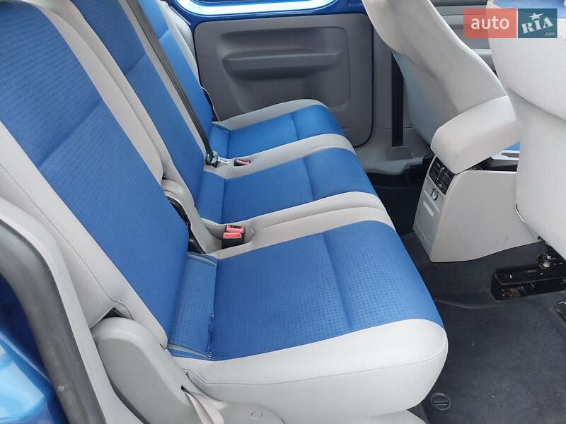 Минивэн Volkswagen Caddy 2009 в Ходорове