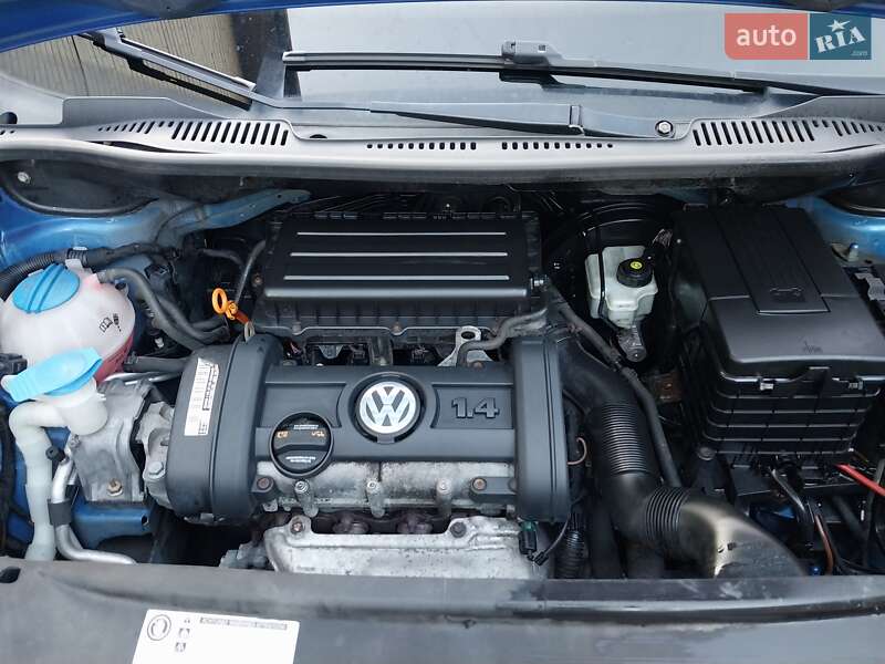 Минивэн Volkswagen Caddy 2009 в Ходорове