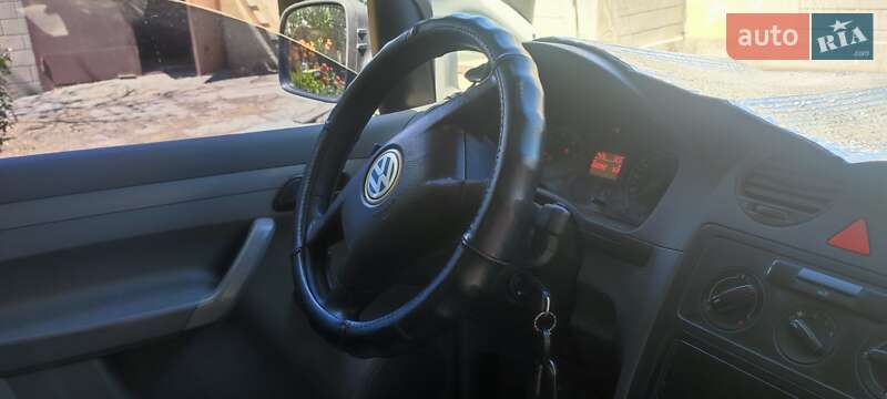Минивэн Volkswagen Caddy 2005 в Петриковке