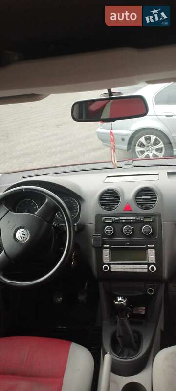 Минивэн Volkswagen Caddy 2008 в Новоселице