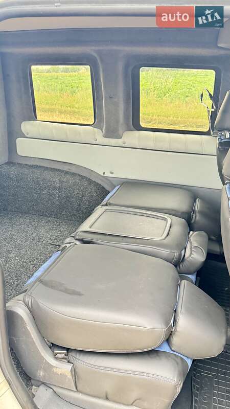 Минивэн Volkswagen Caddy 2010 в Киеве