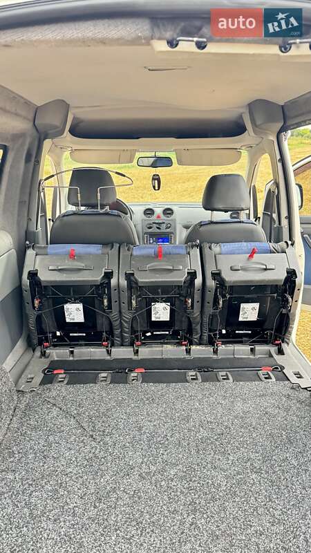 Минивэн Volkswagen Caddy 2010 в Киеве