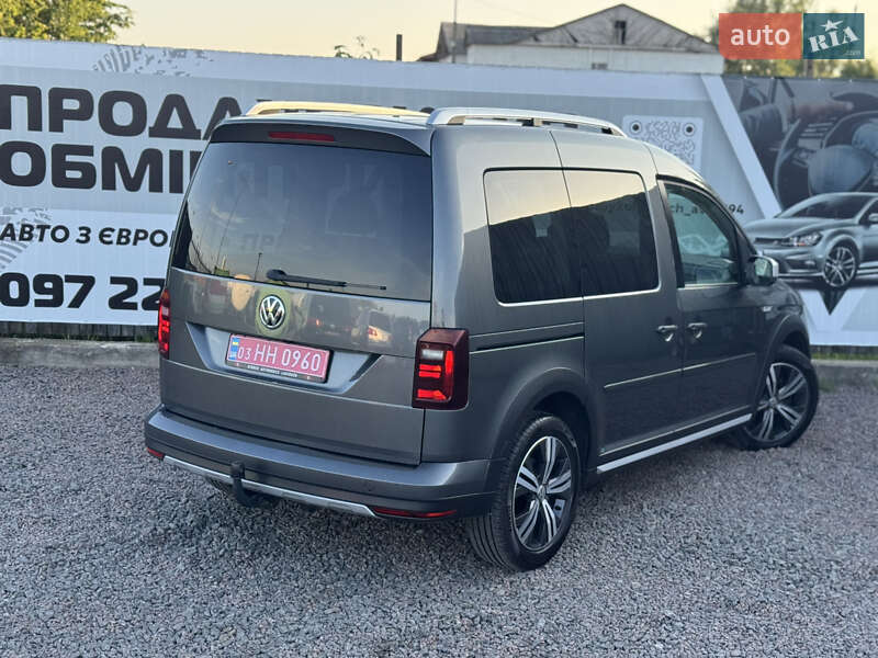 Мінівен Volkswagen Caddy 2017 в Сарнах