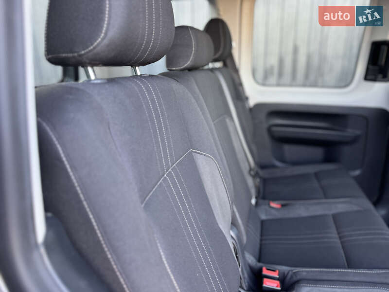 Мінівен Volkswagen Caddy 2017 в Сарнах