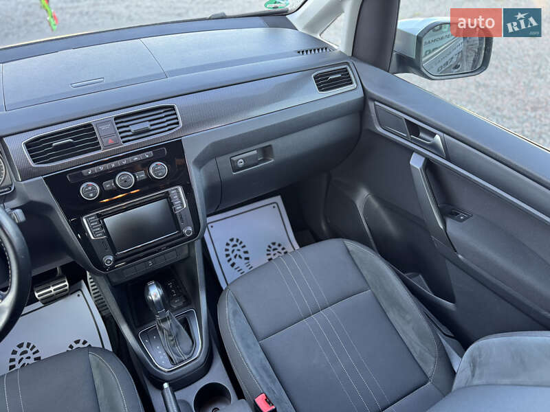 Мінівен Volkswagen Caddy 2017 в Сарнах