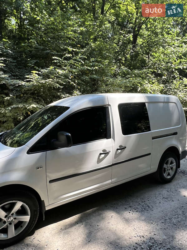 Минивэн Volkswagen Caddy 2014 в Умани