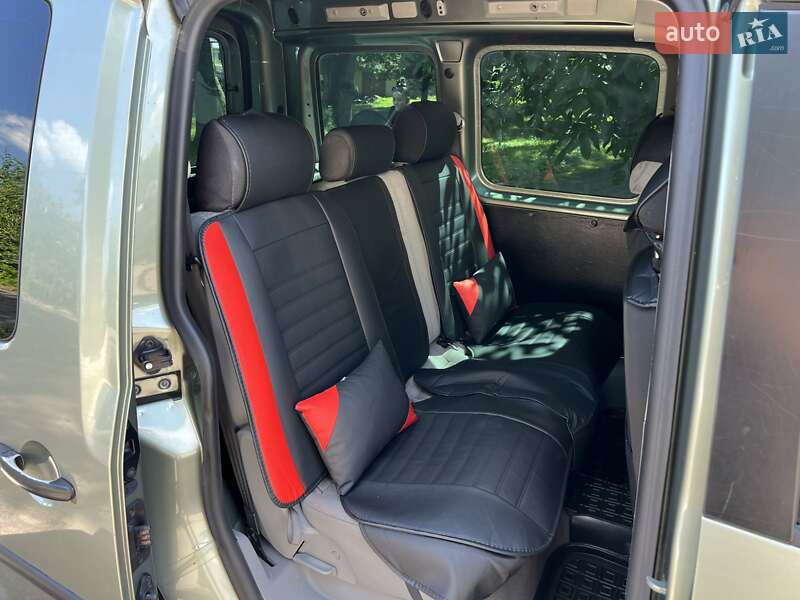 Мінівен Volkswagen Caddy 2005 в Львові