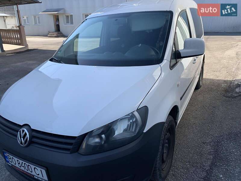Минивэн Volkswagen Caddy 2013 в Киеве