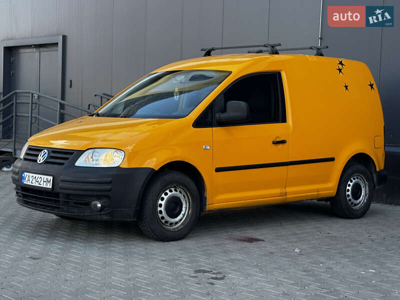 Грузовой фургон Volkswagen Caddy 2006 в Киеве