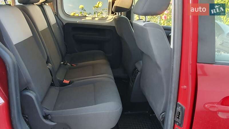Минивэн Volkswagen Caddy 2011 в Луцке
