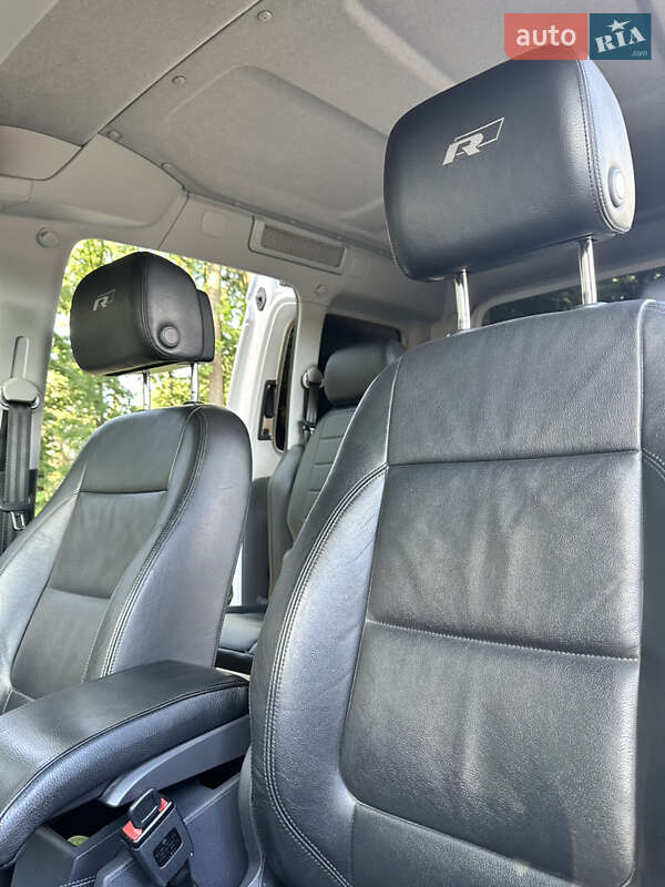 Минивэн Volkswagen Caddy 2015 в Киеве