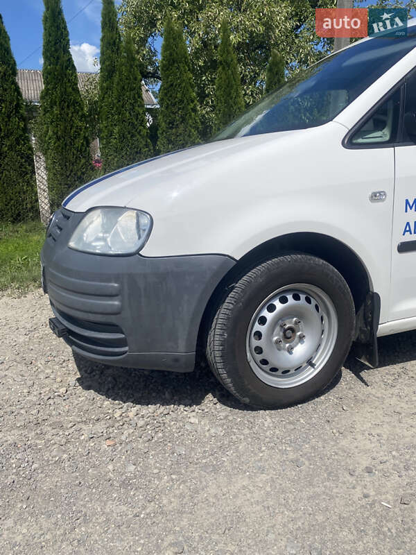 Мінівен Volkswagen Caddy 2005 в Пустомитах