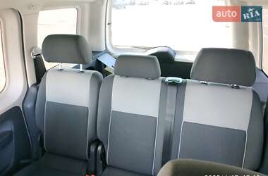 Минивэн Volkswagen Caddy 2010 в 