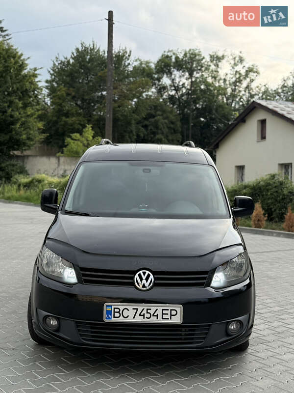 Минивэн Volkswagen Caddy 2011 в Стрые