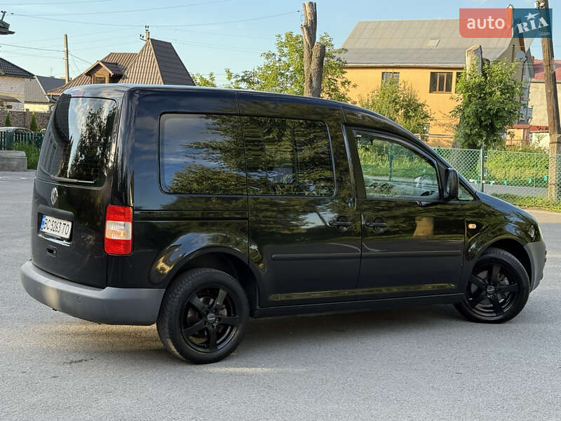 Минивэн Volkswagen Caddy 2004 в Самборе