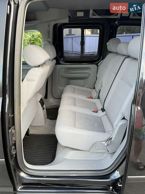 Минивэн Volkswagen Caddy 2004 в Самборе