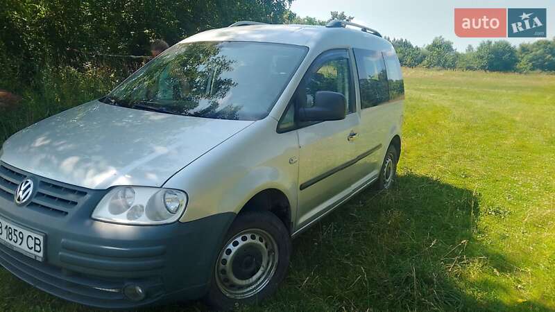 Мінівен Volkswagen Caddy 2006 в Сновську