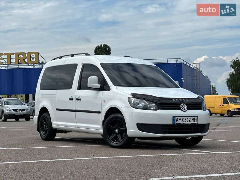 Минивэн Volkswagen Caddy 2011 в Житомире