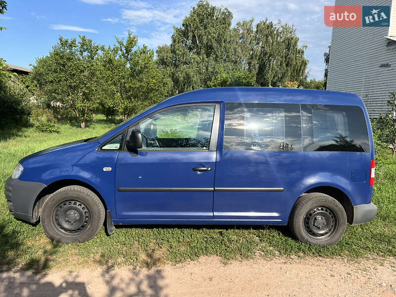 Минивэн Volkswagen Caddy 2010 в Чернигове