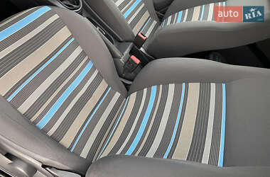 Минивэн Volkswagen Caddy 2012 в 