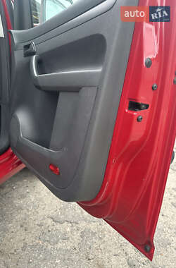 Грузовой фургон Volkswagen Caddy 2014 в 