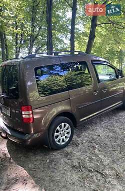 Минивэн Volkswagen Caddy 2011 в 